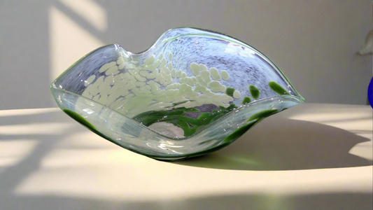 Green Gradient Wavy Bowl