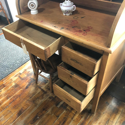 Maple Child's Desk